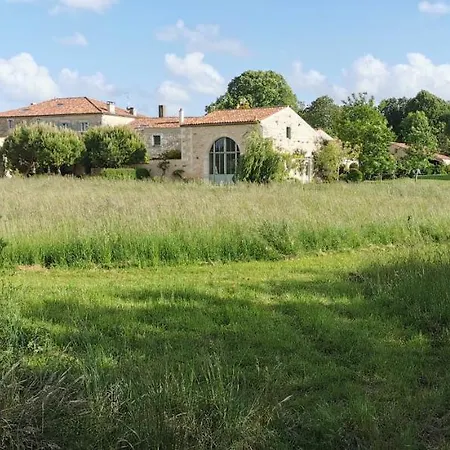 Bons Bois_Le Logis De L'Epiniere_Gite De Charme Les Nouillers